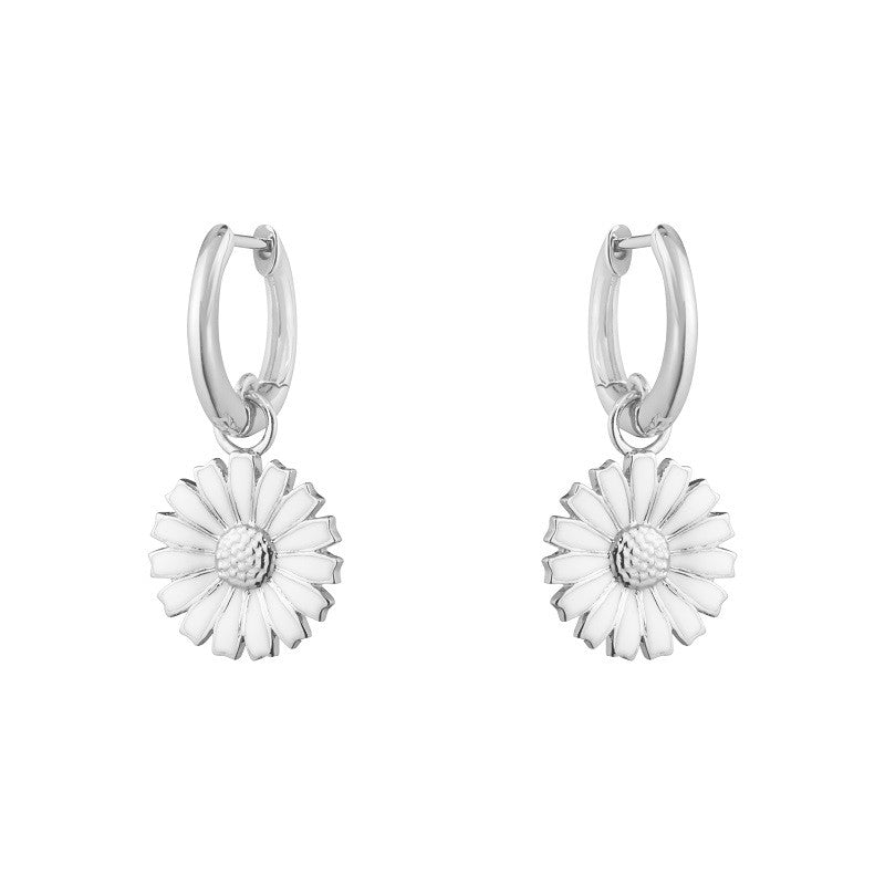 Daisy sølvøreringe m/hvid emalje 13 mm.