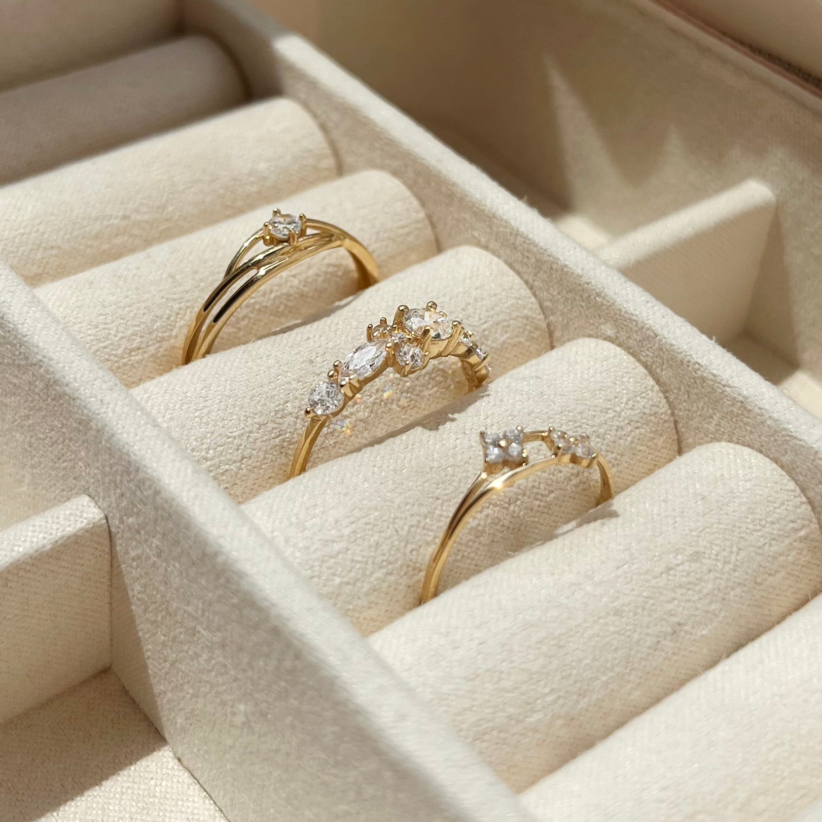 Ring 8 kt. m/cubic zirk.