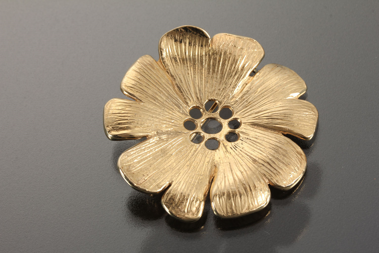 Broche 14 kt blomst toftegaard Flower stor
