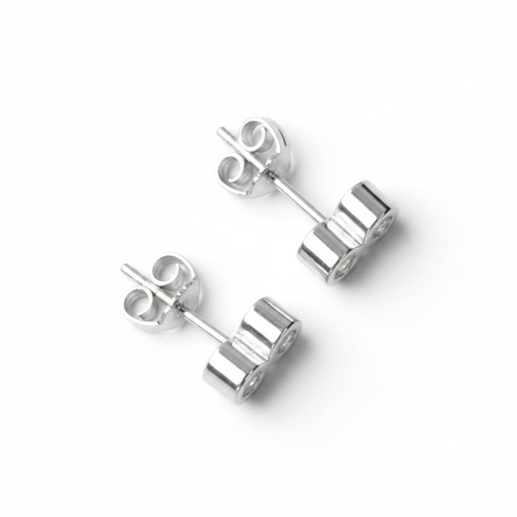 14 kt. hvigulds ørestikker m/4x0,04 ct.
