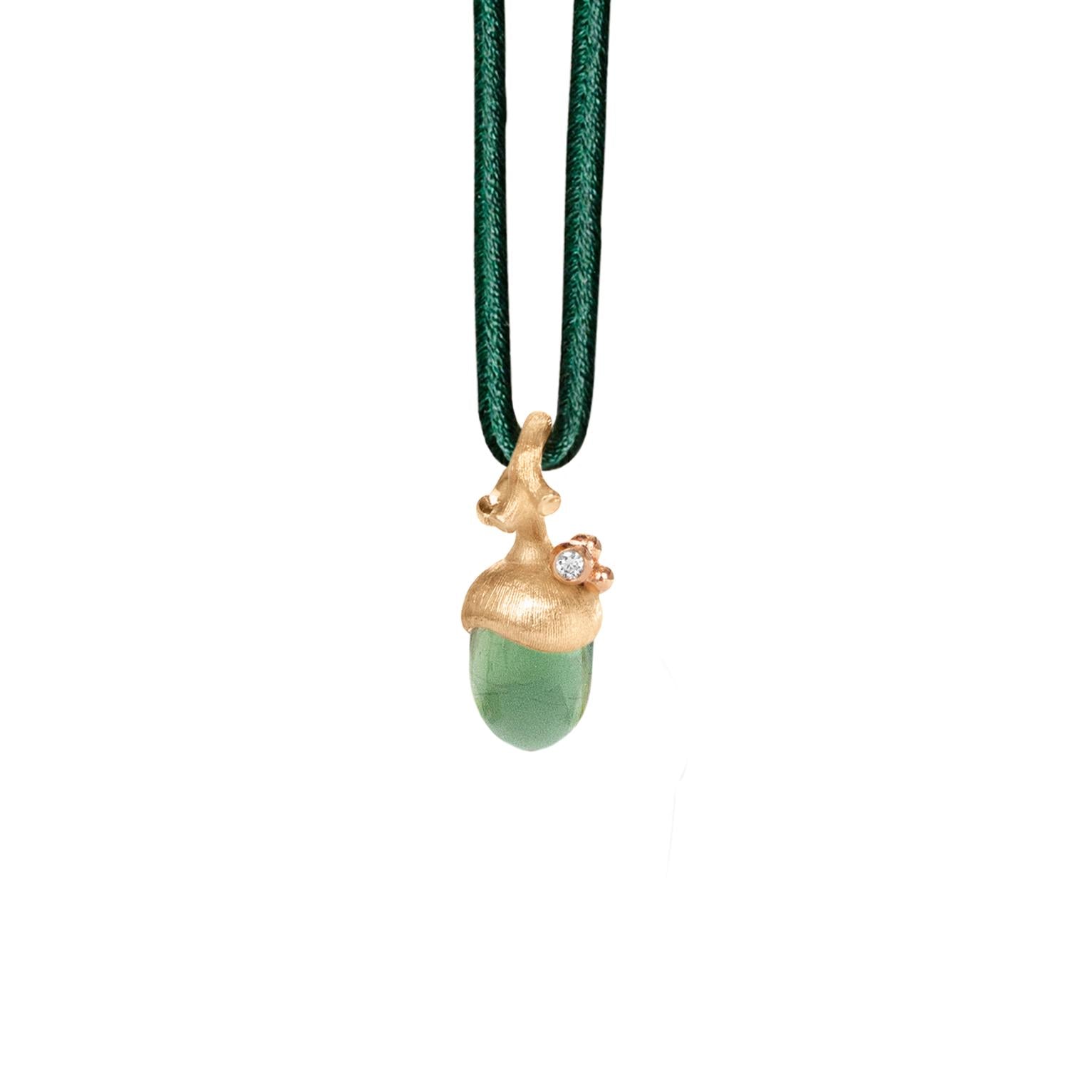 Vedhæng agern Forest i 18 kt. m/serpentin og 1 brill. 0,01ct