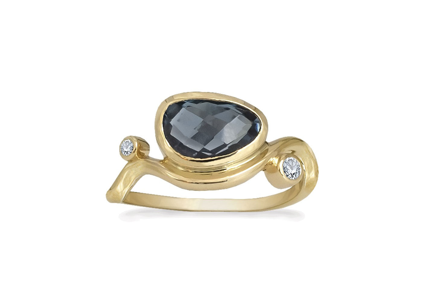 14 kt. ring med sky og london blue topas